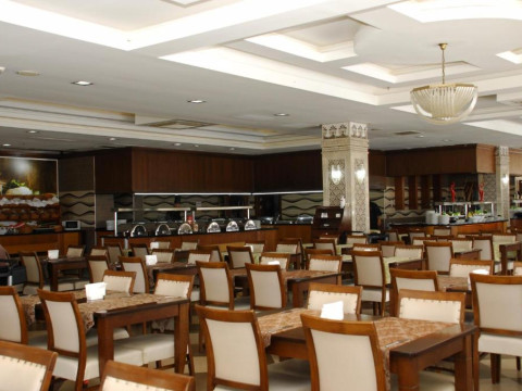 Hotel White Gold
