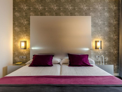Hotel Yit Vía Sevilla Mairena