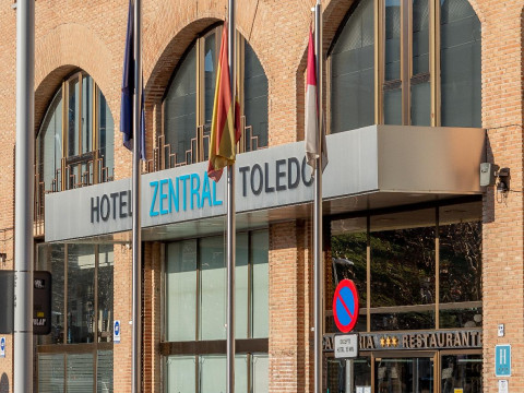 Hotel Zentral Mayoral