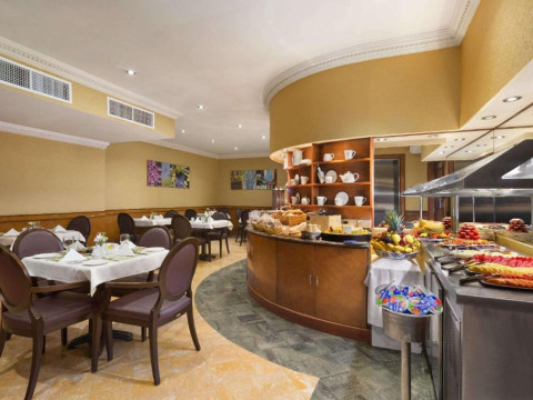 Howard Johnson Hotel Abu Dhabi