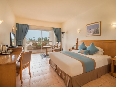 LONG BEACH RESORT