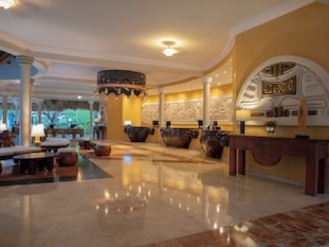 IBEROSTAR WAVES COSTA DORADA