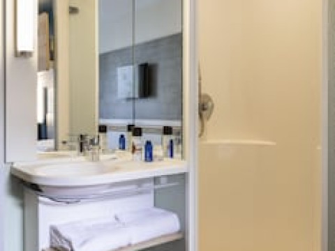 IBIS BUDGET BORDEAUX CENTRE GARE SAINT JEAN