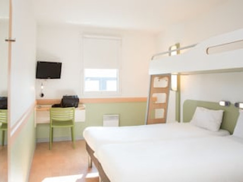IBIS BUDGET LYON EST CHAPONNAY