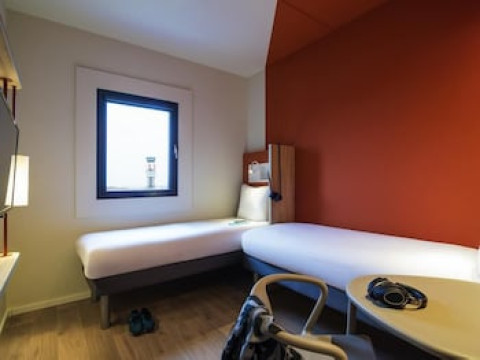 IBIS BUDGET ROTTERDAM THE HAGUE AIRPORT