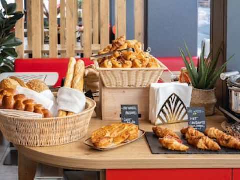 IBIS GENEVE CENTRE LAC