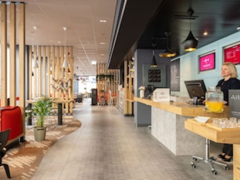 IBIS GENEVE CENTRE LAC