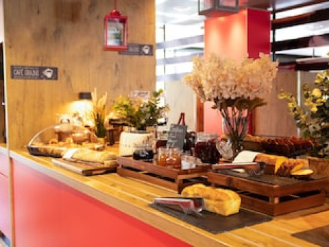 IBIS GENEVE CENTRE NATIONS
