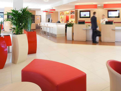 IBIS JOUY EN JOSAS VELIZY HOTEL