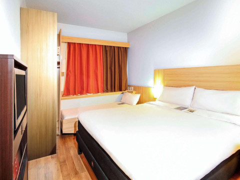 ibis Paris 17 Clichy-Batignolles