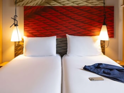 IBIS ROTTERDAM CITY CENTRE