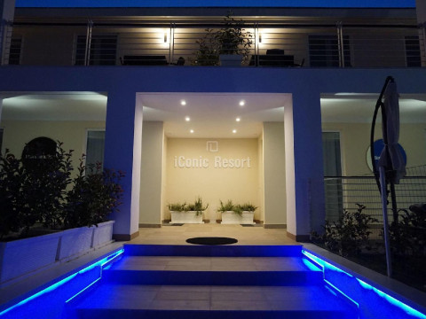 Iconic Resort