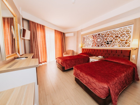 IDEAL PEARL HOTEL