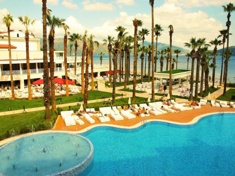 Ideal Prime Beach