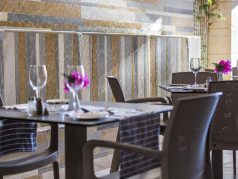 Hotel Ideon