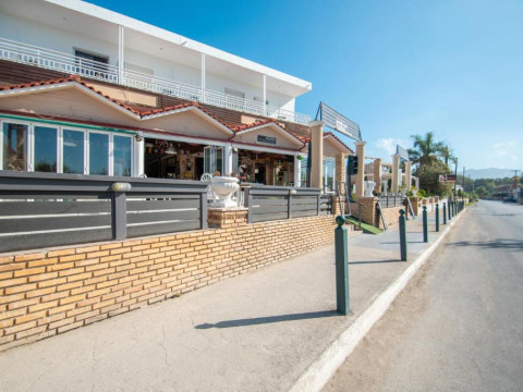 Ikaros Hotel