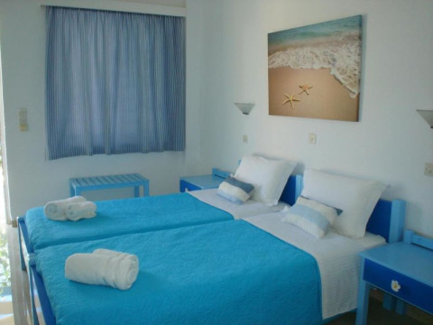 IKONOMAKIS APARTMENTS