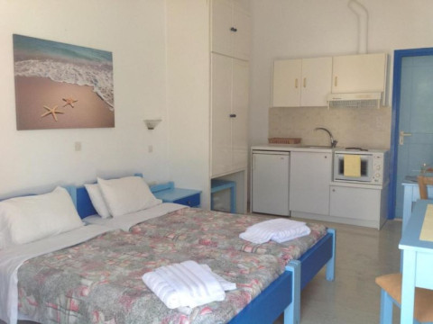 IKONOMAKIS APARTMENTS