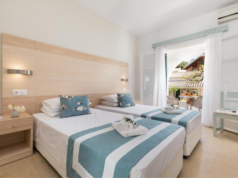 ILIADA BEACH HOTEL