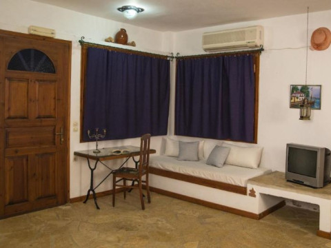 ILIATORAS VILLA