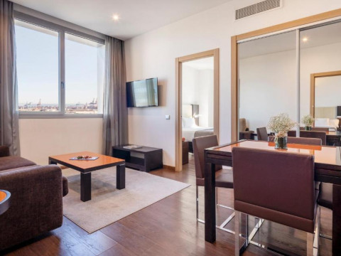 Hotel Ilunion Aqua 4