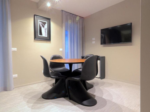 Imbriani Guest House & Suites