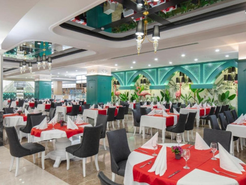 Granada Luxury Resort