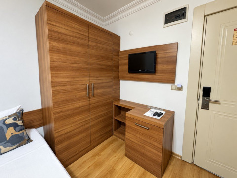 Sealine Suite