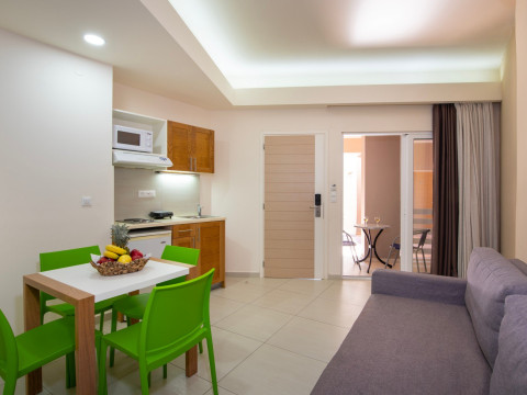 Atrion Hotel