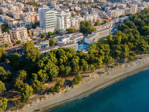 Park Beach Hotel 