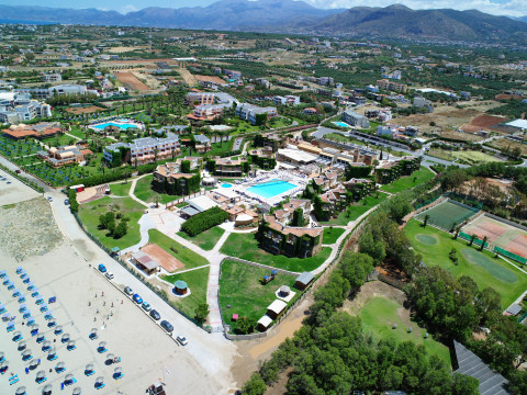 Bella Beach Resort