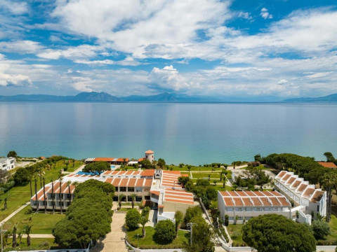 Pavlina Beach Hotel