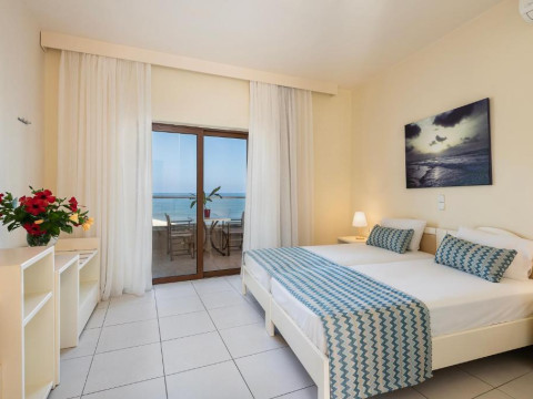 INDIGO MARE SUITES & APARTMENTS