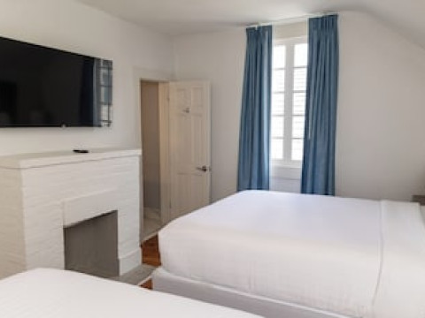 INN ON URSULINES