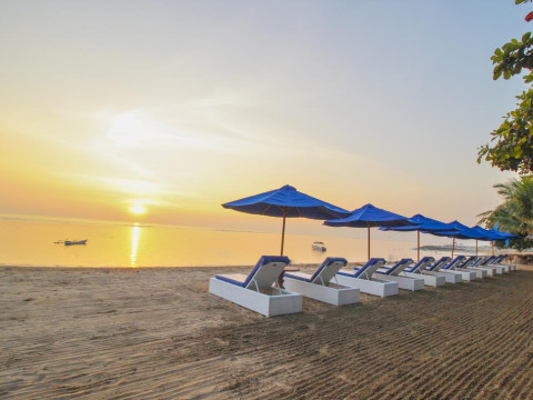 Inna Sindhu Beach Hotel & Resort