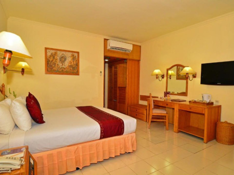 Inna Sindhu Beach Hotel & Resort