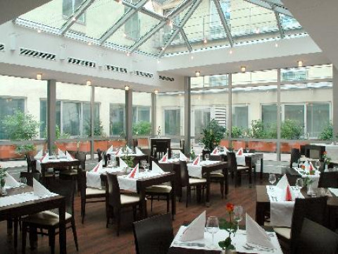 Intercity Hotel Wien