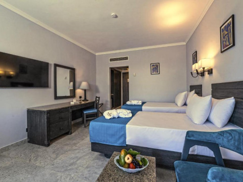 CORAL BEACH HOTEL TIRAN_