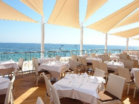 Invisa Hotel Club Cala Blanca