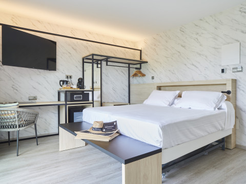 Invisa Hotel Es Pla - Adults Only