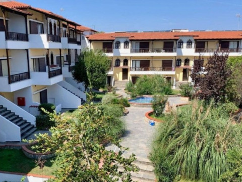 Ioli Village