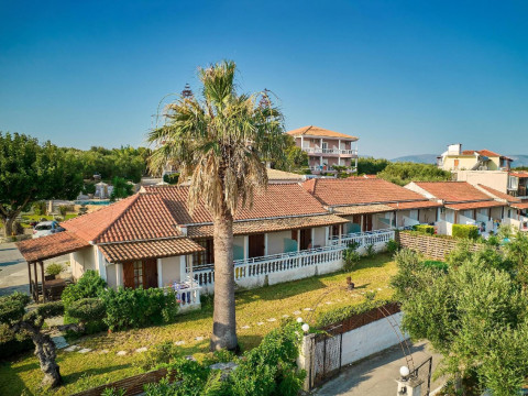 IONIAN AURA APARTMENTS