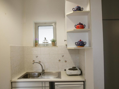IRENE BEACH APARTMENTS