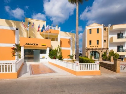 IRIDA APARTHOTEL MALIA