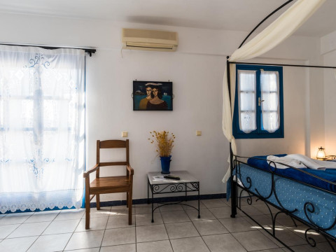 Irigeneia Hotel