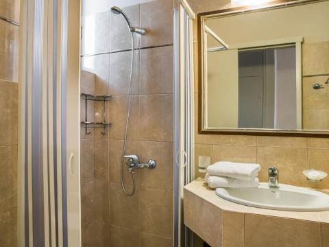 Irilena Hotel