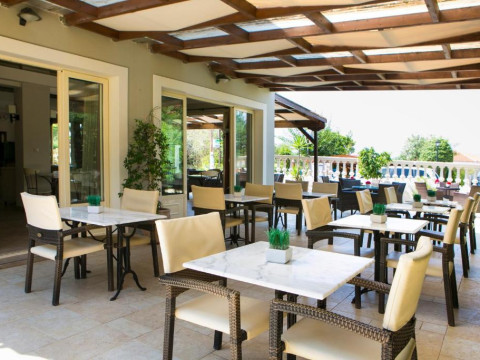 Irilena Hotel
