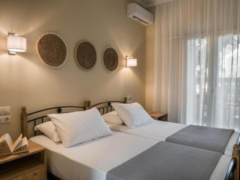 Irilena Hotel