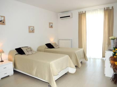 Isa Fiumicino Airport Residence
