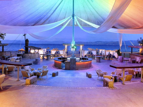 Island Beach Resort (Adults Only)
